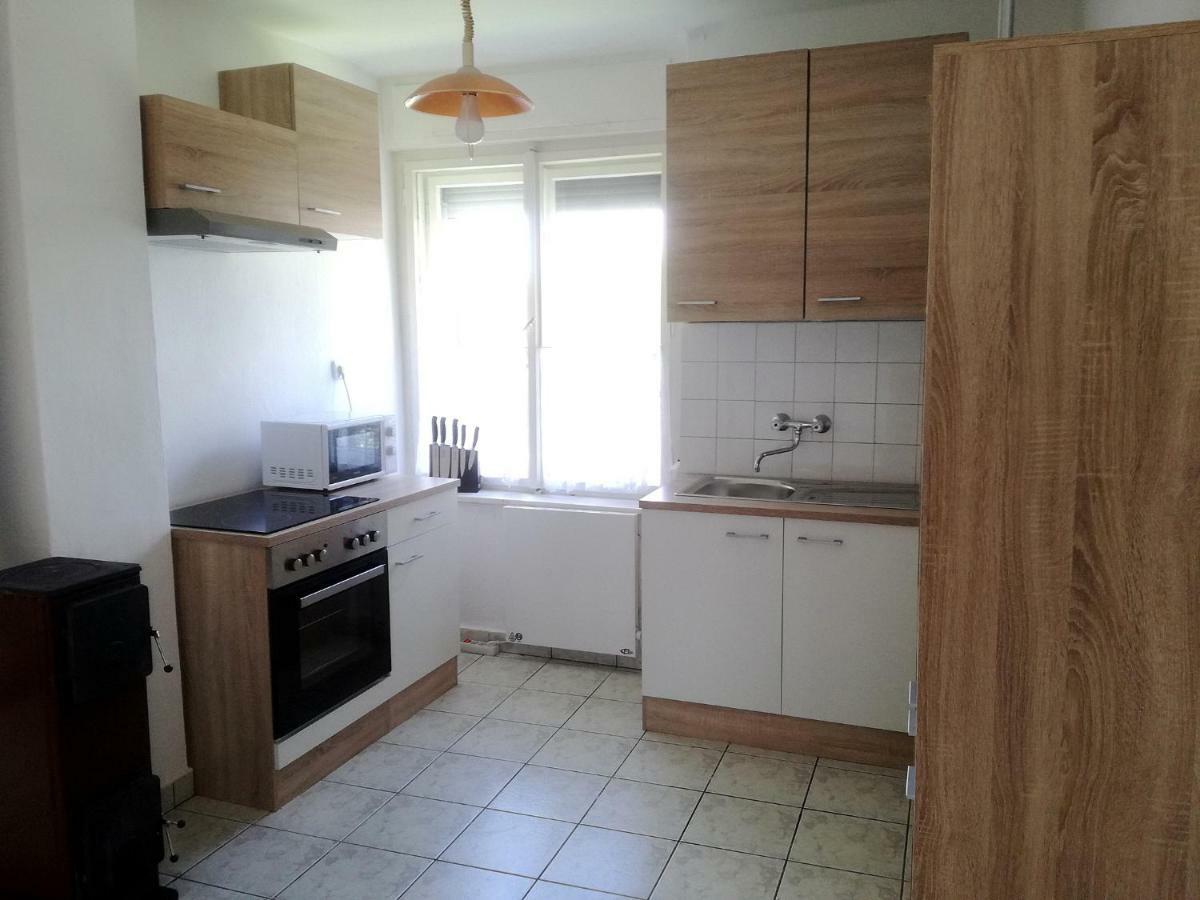 Bochmann Cottage Zalaszanto Екстериор снимка