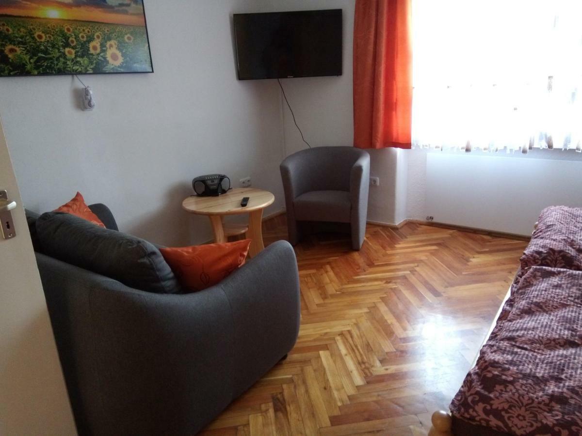 Bochmann Cottage Zalaszanto Екстериор снимка